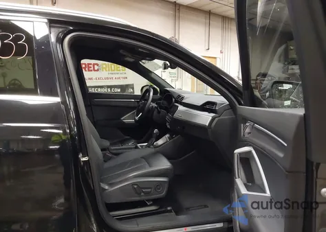 2021 Audi Q3 Premium 45 Tfsi S Line Quattro Tiptronic z USA, uszkodzony, nr VIN WA1DECF36M1038381